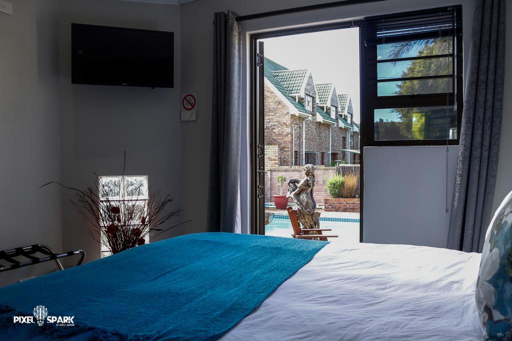 Tyday Accommodation Port Elizabeth Exterior foto