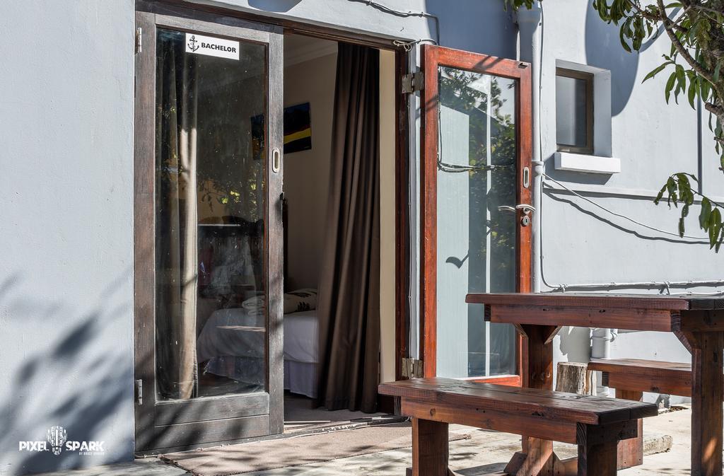 Tyday Accommodation Port Elizabeth Exterior foto
